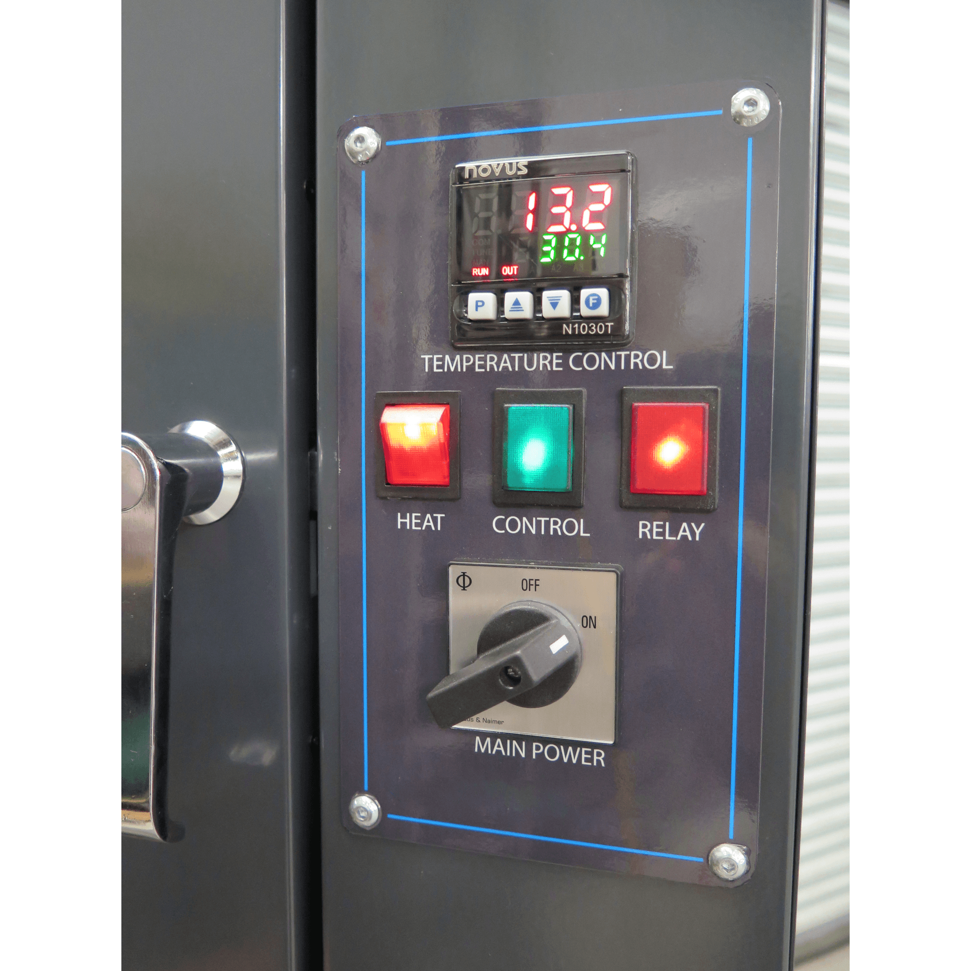 Screen Drying Cabinet